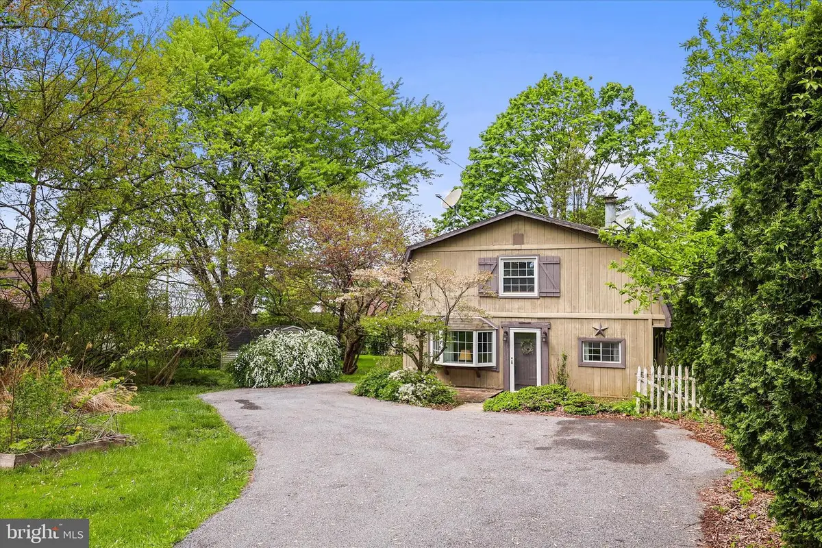 2963 Spring Valley Rd, Lancaster, PA 17601 - #1