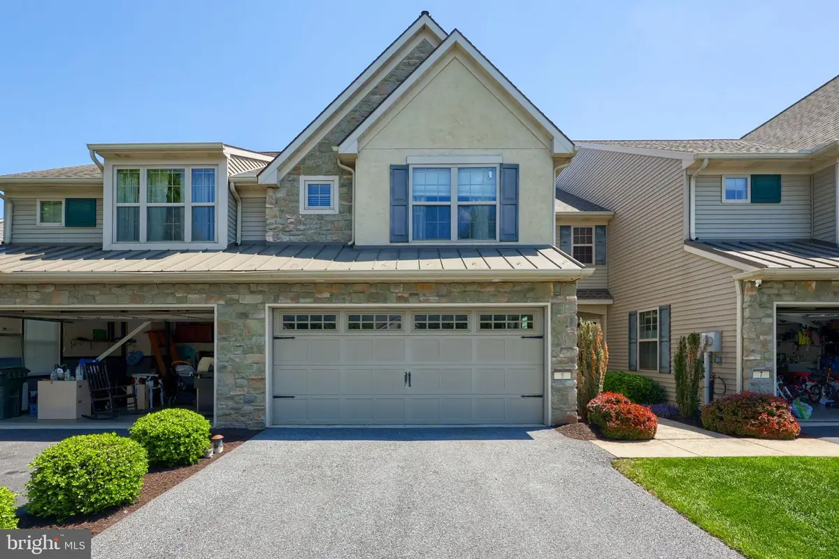 9 Rebecca Dr, Denver, PA 17517 - #1