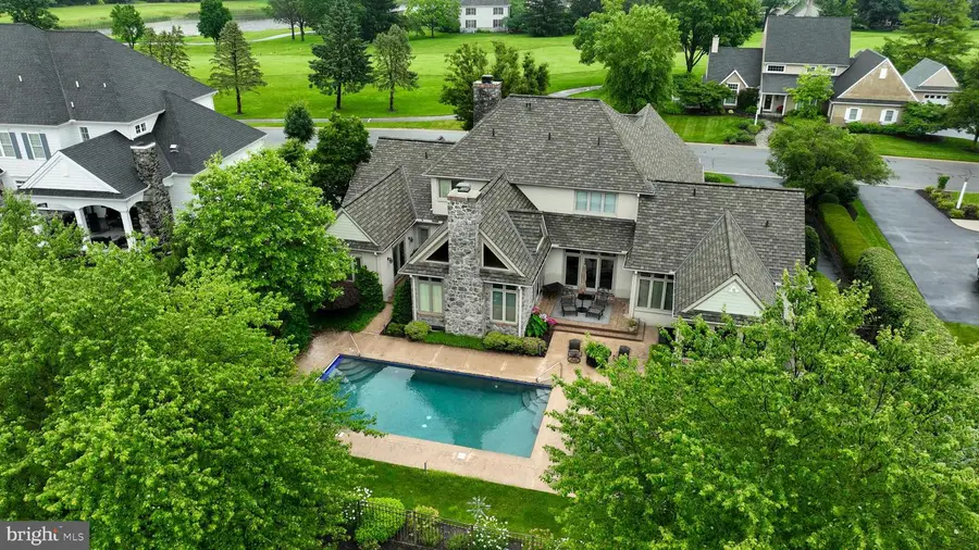 783 Bent Creek Dr, Lititz, PA 17543 - #2