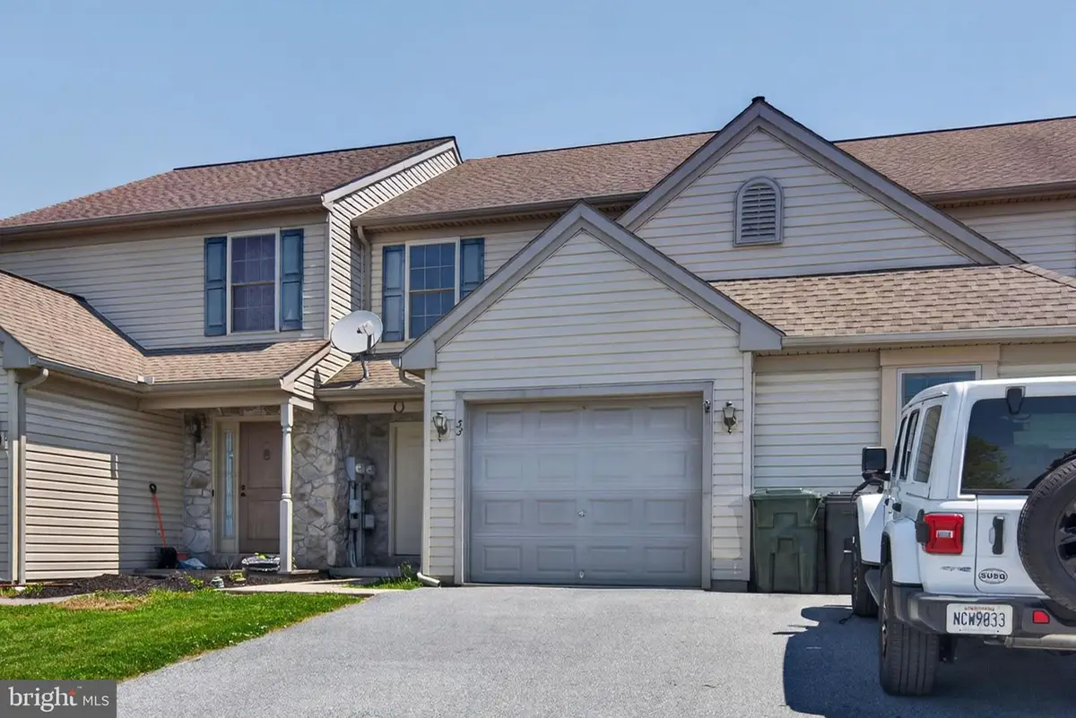 53 Chickadee Cir, Leola, PA 17540 - #1