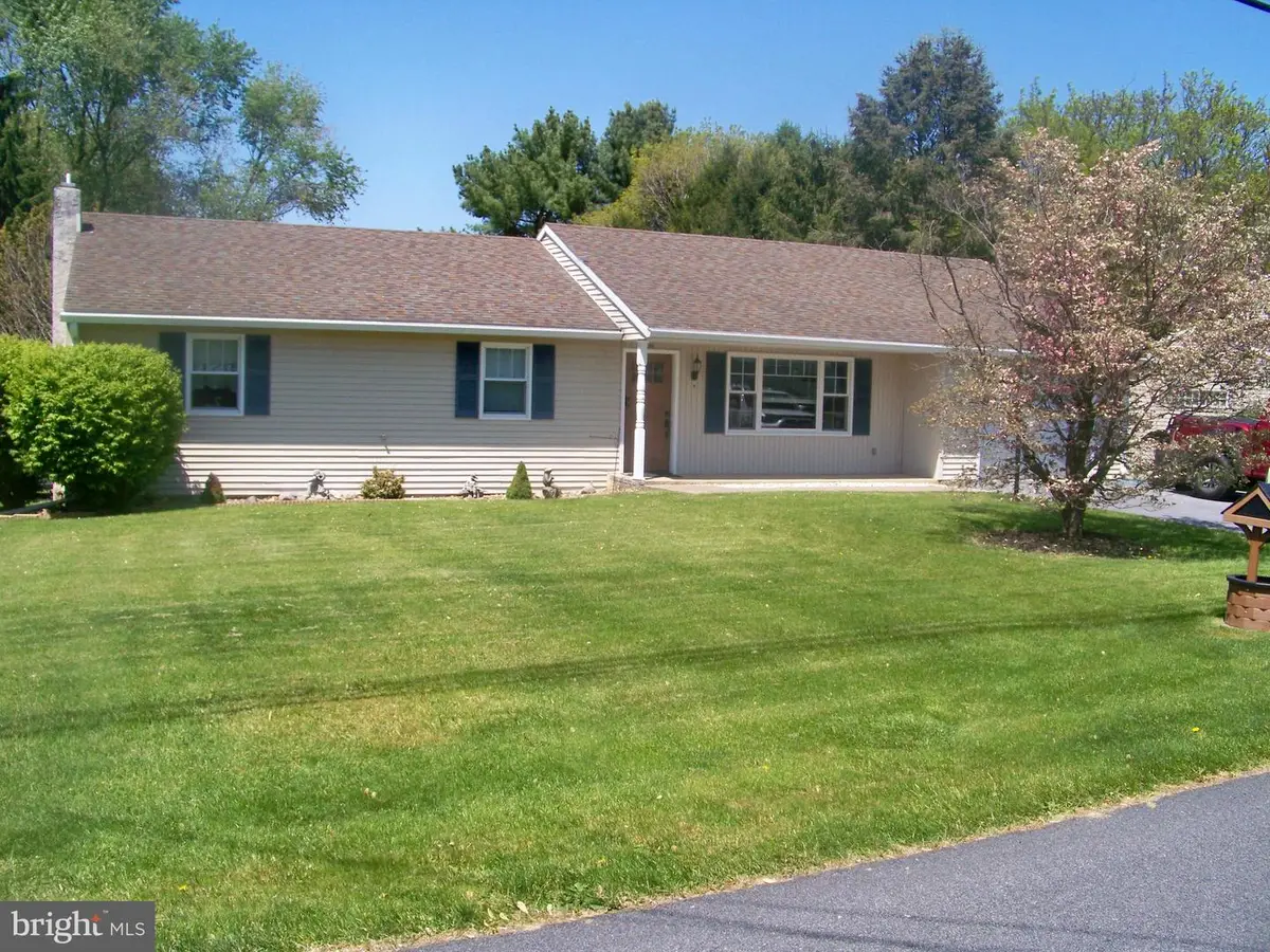 32 Green Acre Rd, Lititz, PA 17543 - #1