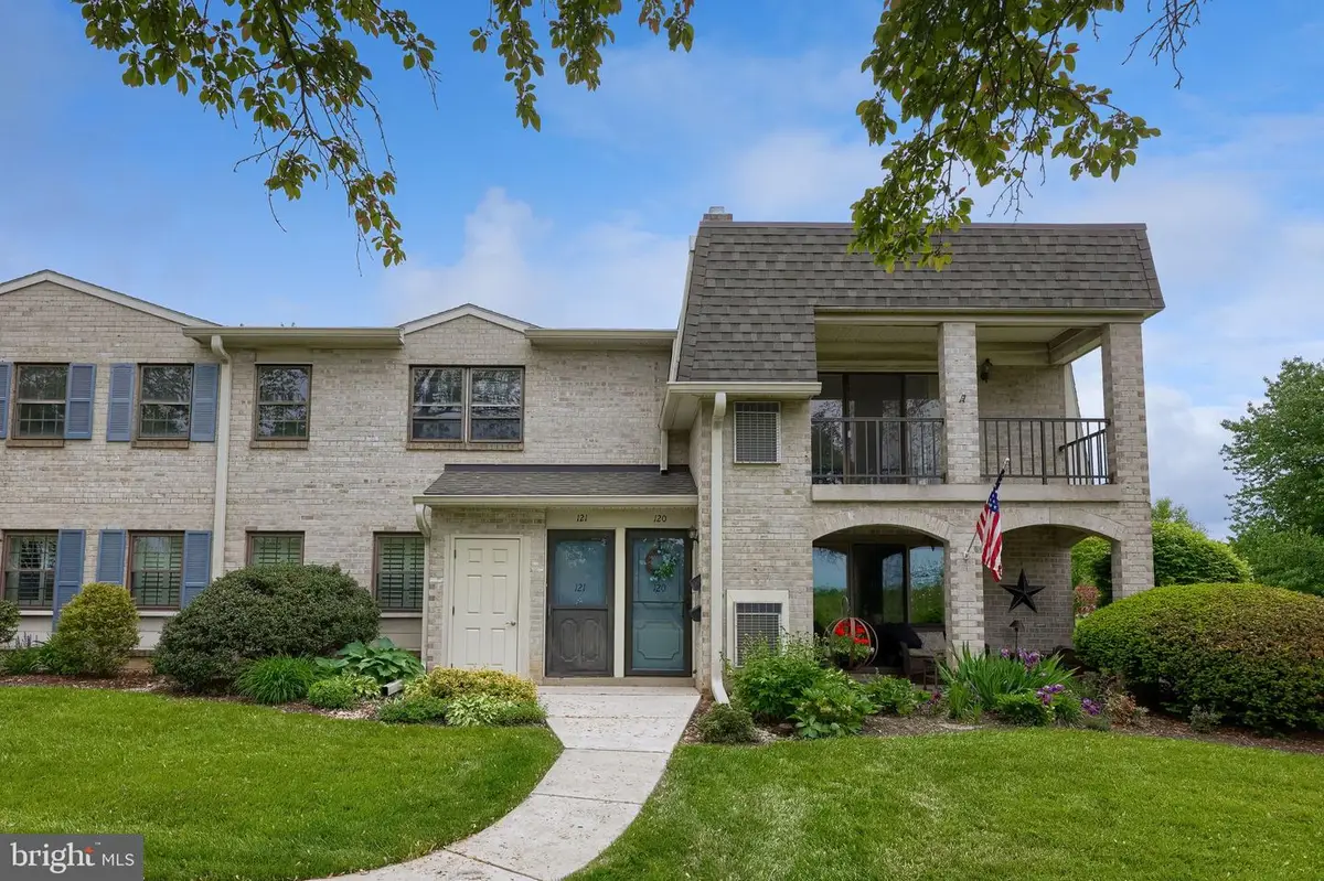 121 Valleybrook Dr, Lancaster, PA 17601 - #1
