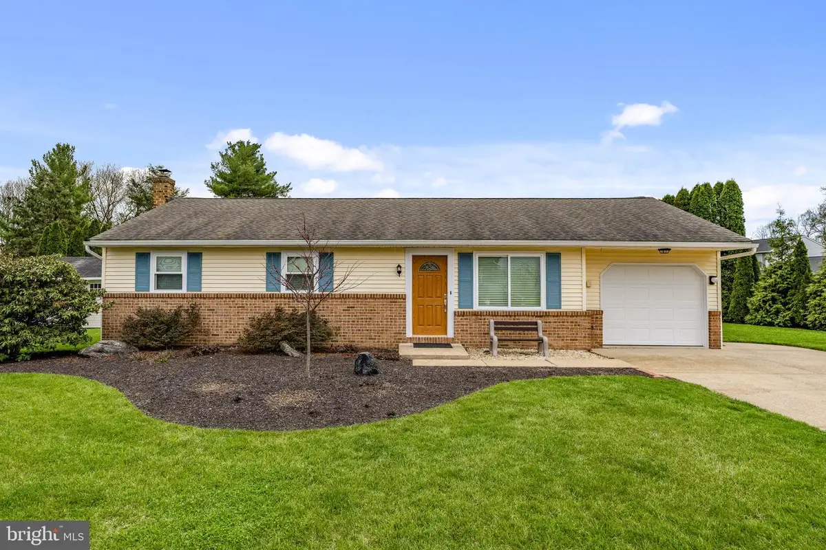 305 Partridge Dr, Lititz, PA 17543 - #1