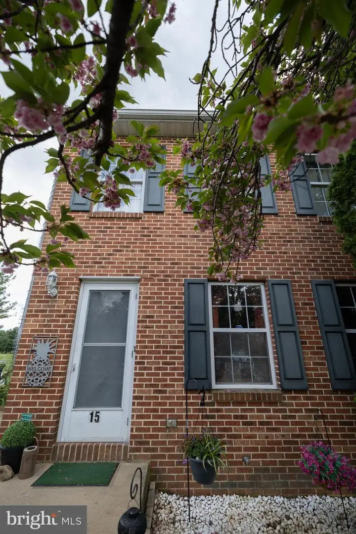 15 School House Ln, Lititz, PA 17543 - #3