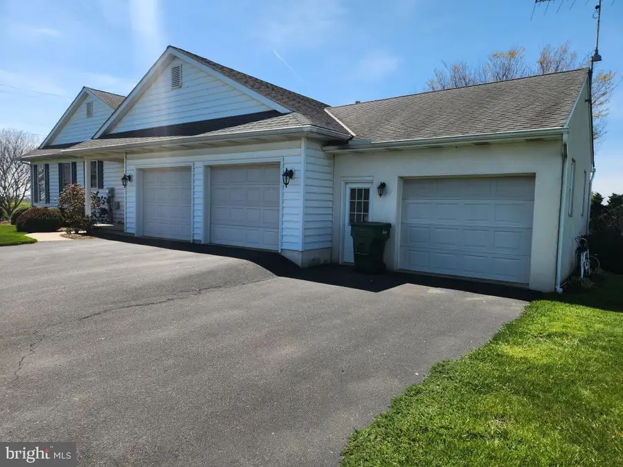1043 Spring Valley Rd, Quarryville, PA 17566 - #3