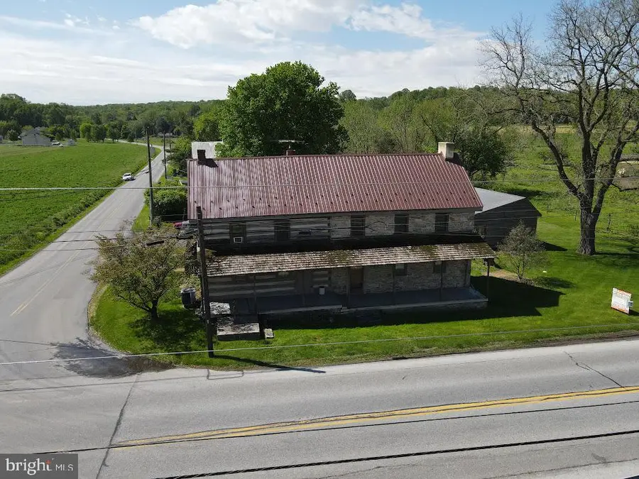 736 Strasburg Rd, Paradise, PA 17562 - #3