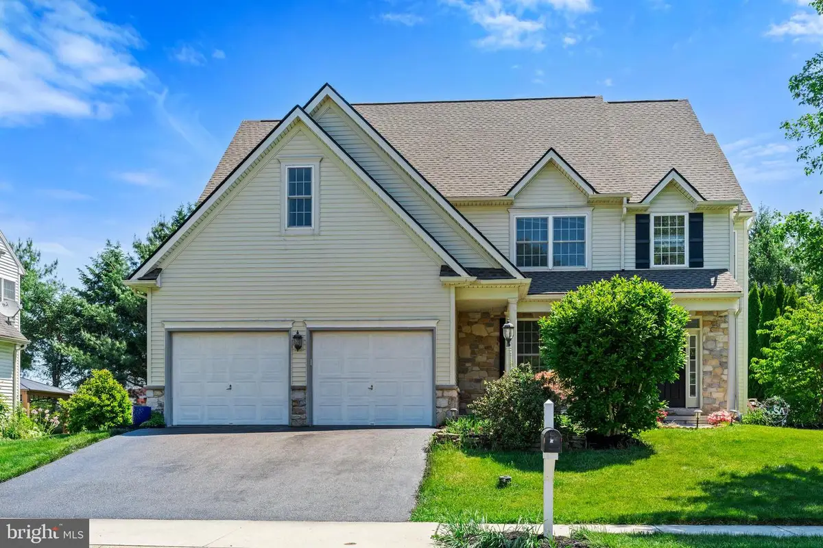 271 Squire Ln, Lititz, PA 17543 - #1