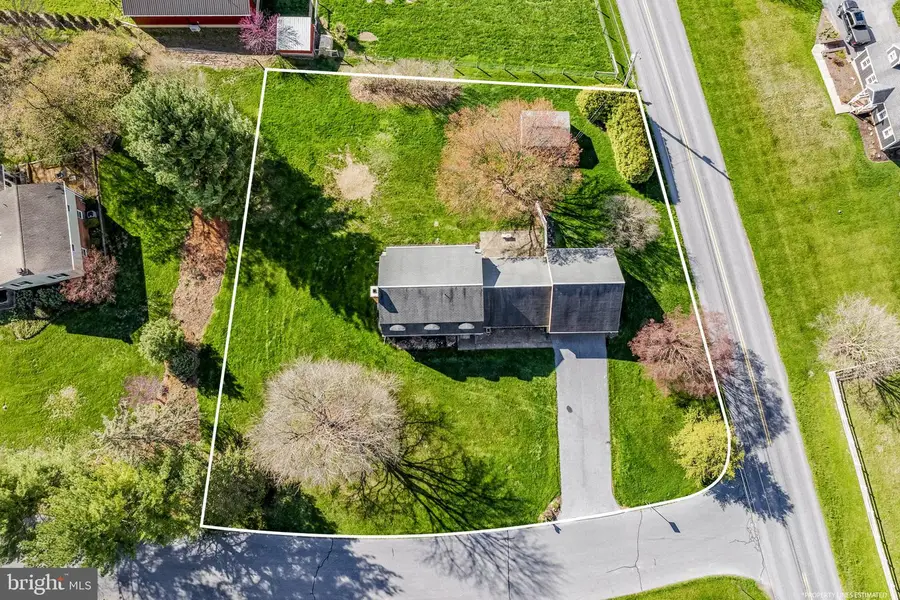 2 Arlin Cir, Lititz, PA 17543 - #3