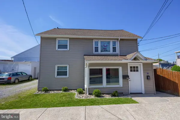 212-214 Cherry St, EPHRATA, PA 17522
