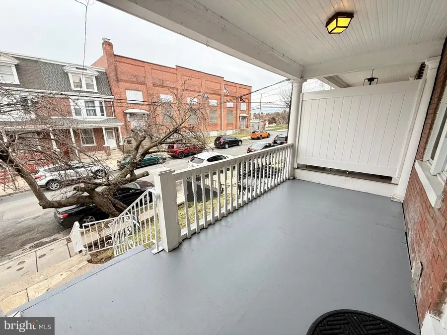 330 New Dorwart St, Lancaster, PA 17603 - #2