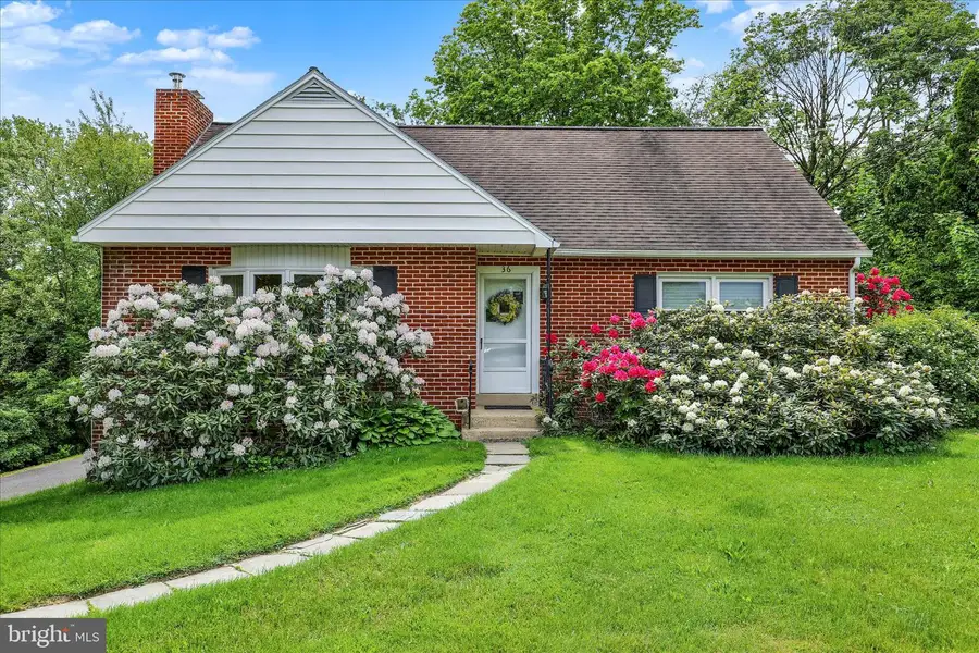 36 Peacock Dr, Lancaster, PA 17601 - #2