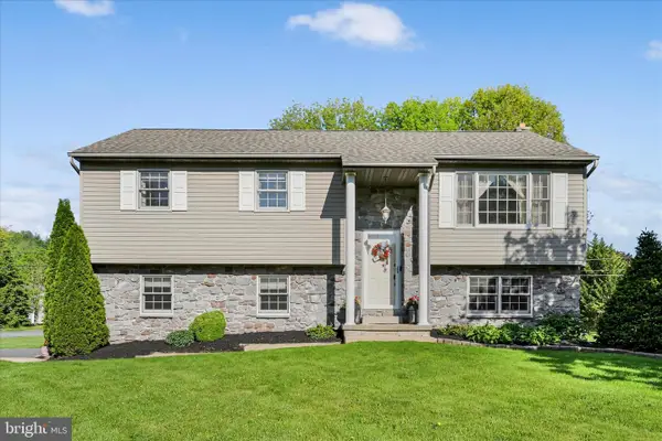 302 Grant St, REINHOLDS, PA 17569