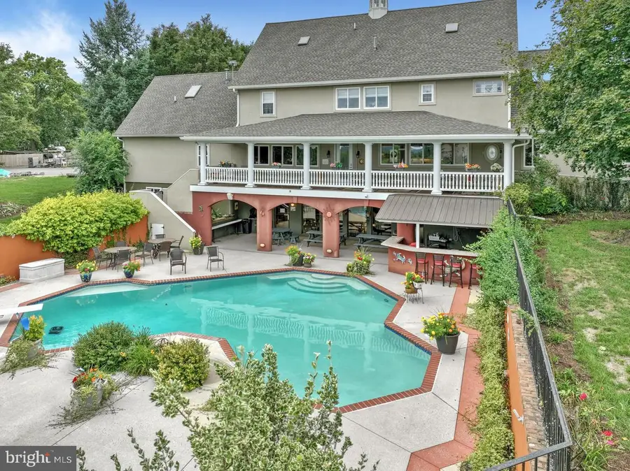 419 Coffee Goss Rd, Marietta, PA 17547 - #2