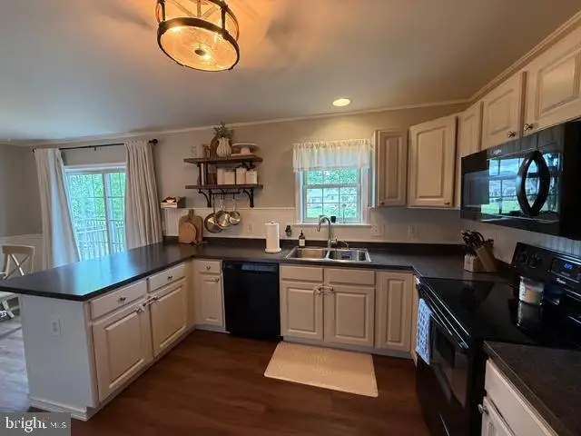 403 Alexandria Ct, Marietta, PA 17547 - #3