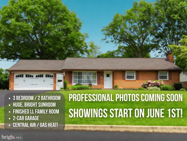 2040 Miller Rd, EAST PETERSBURG, PA 17520