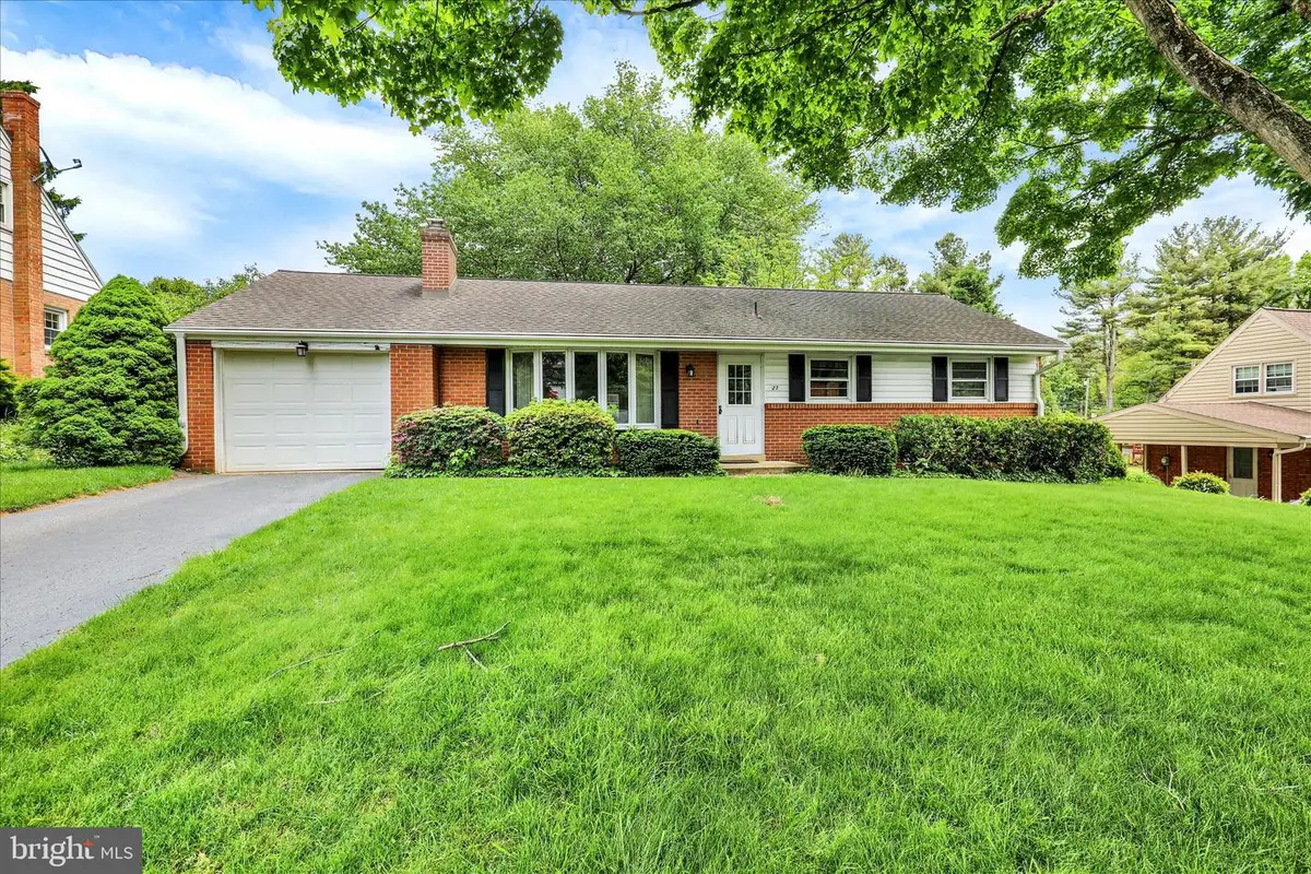 523 Bean Blossom Dr, Lancaster, PA 17603 - #1