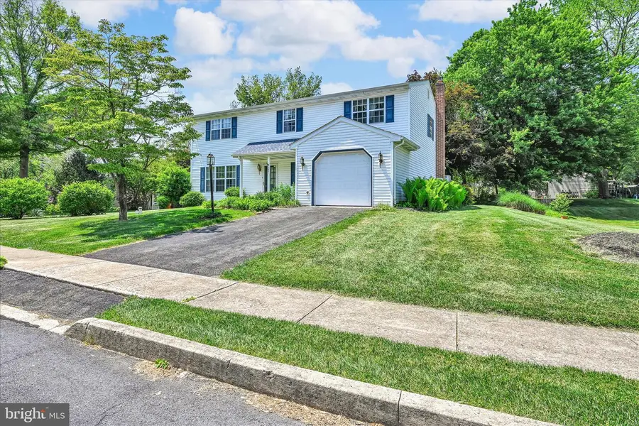 2531 Valley Dr, Lancaster, PA 17603 - #3