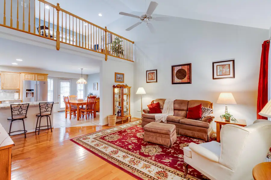 1285 Willow Creek Dr, Mount Joy, PA 17552 - #2