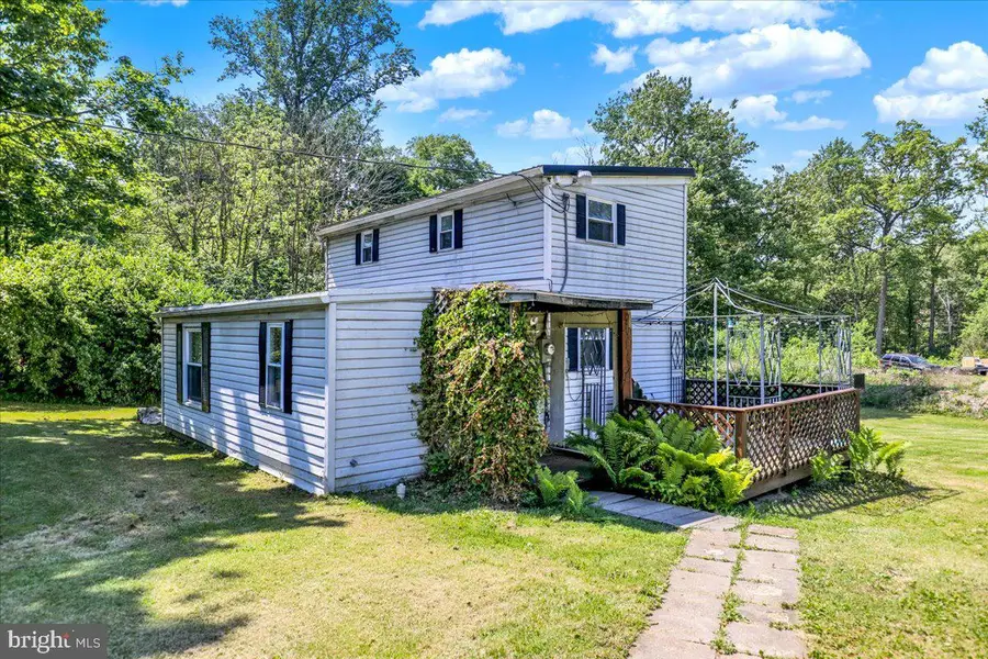 1908 Washington Ave, Lititz, PA 17543 - #2
