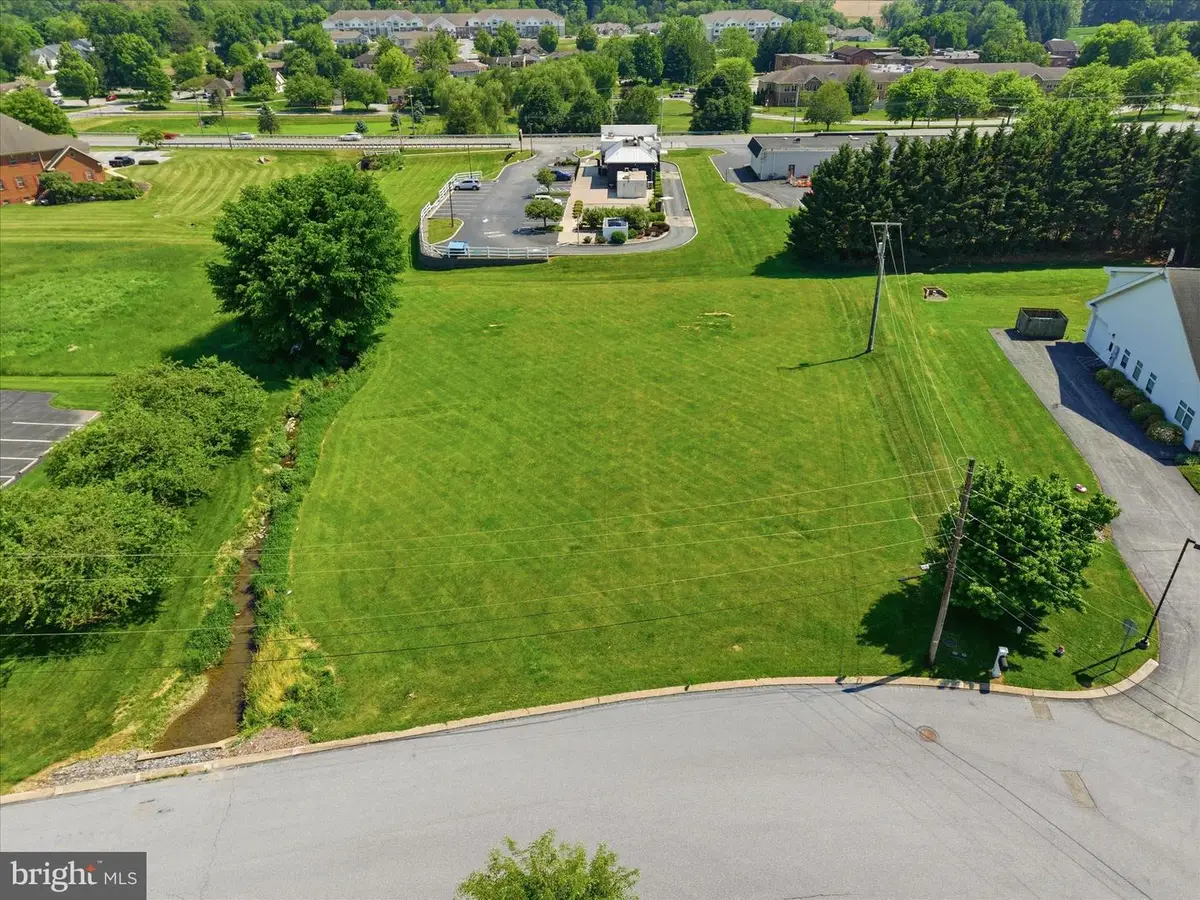 3908 Abel Dr, Columbia, PA 17512 - #1