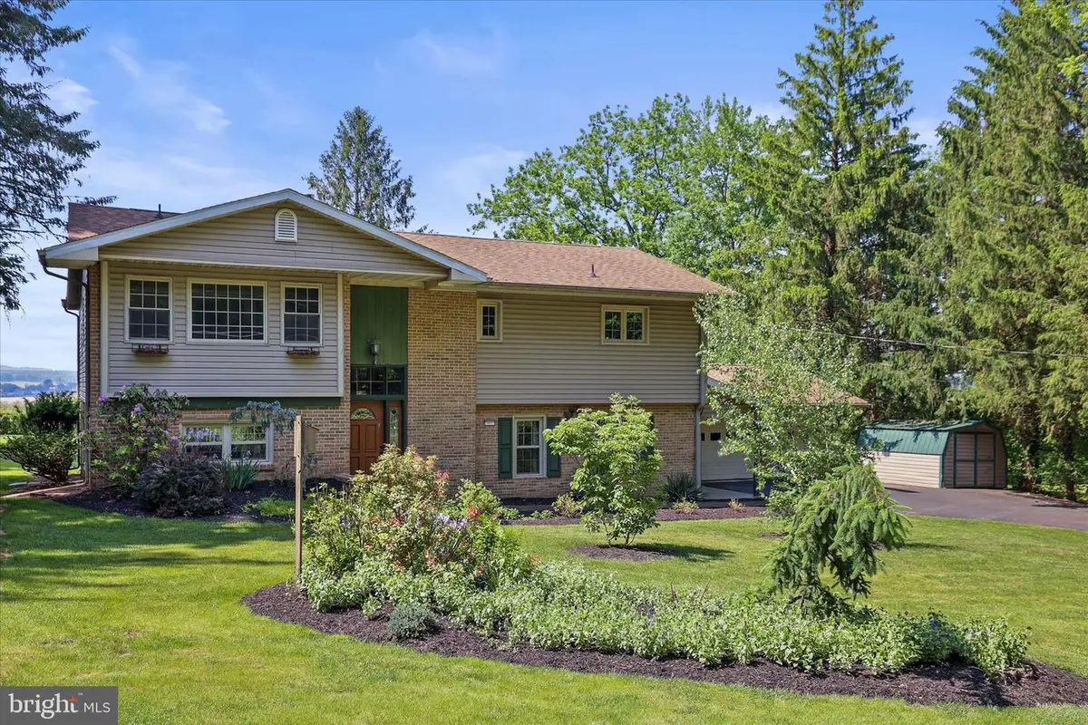 25 Koser Rd, Elizabethtown, PA 17022 - #1