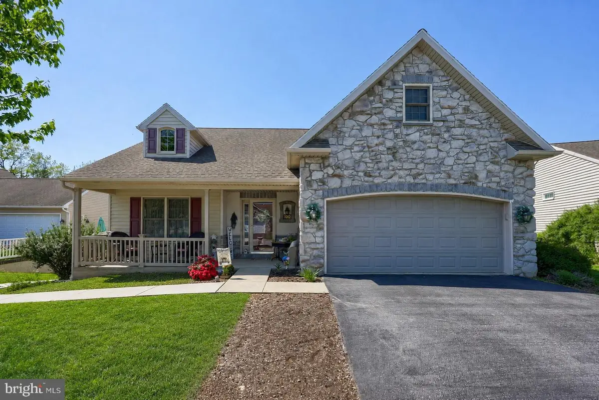 1042 Cambridge Dr, Manheim, PA 17545 - #1