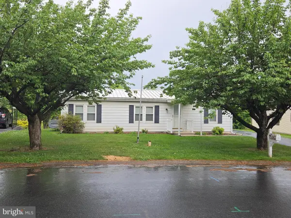 12 Bill Dr, DENVER, PA 17517