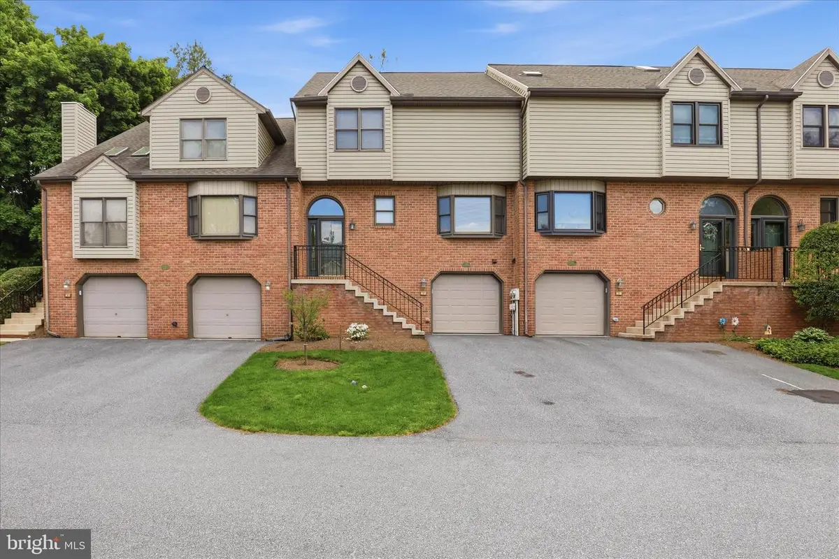 38 River Bend Park, Lancaster, PA 17602 - #1