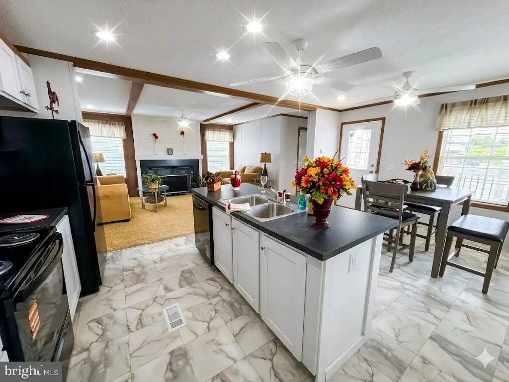 30 Debra Cir, Ephrata, PA 17522 - #1