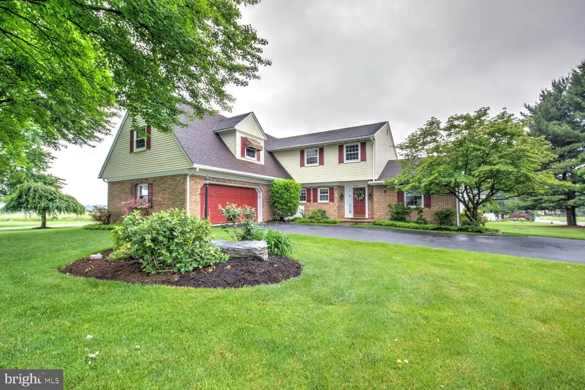 771 E Oregon Rd, Lititz, PA 17543 - #1