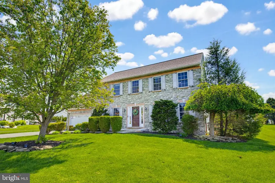 40 Jewel Dr, Mount Joy, PA 17552 - #2