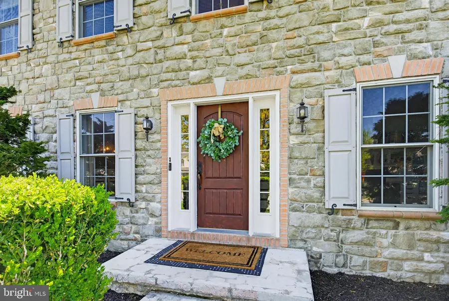 40 Jewel Dr, Mount Joy, PA 17552 - #3