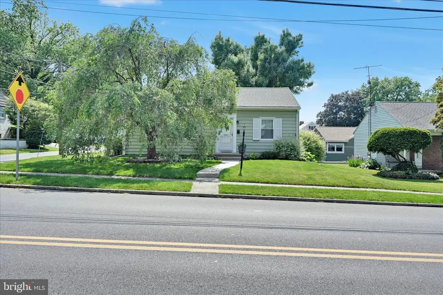 312 S Mount Joy St, Elizabethtown, PA 17022 - #2
