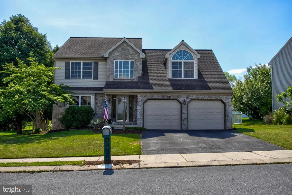 401 Conoy Ave, Elizabethtown, PA 17022 - #1