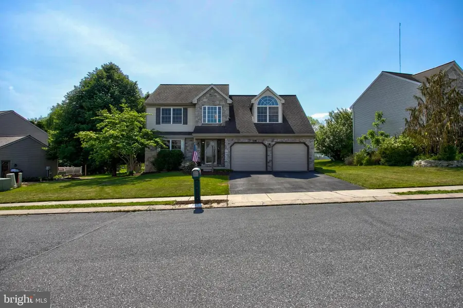 401 Conoy Ave, Elizabethtown, PA 17022 - #2
