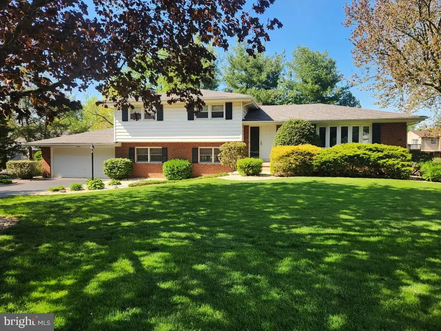 85 Country Ln, Landisville, PA 17538 - #2