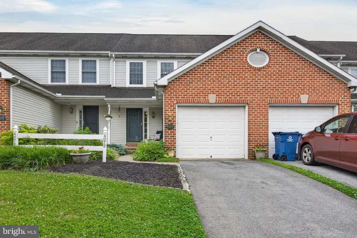 4072 Laurel Ln, Mount Joy, PA 17552 - #1