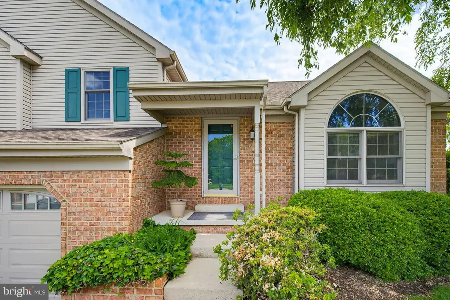 65 Brookfield Dr, Elizabethtown, PA 17022 - #2