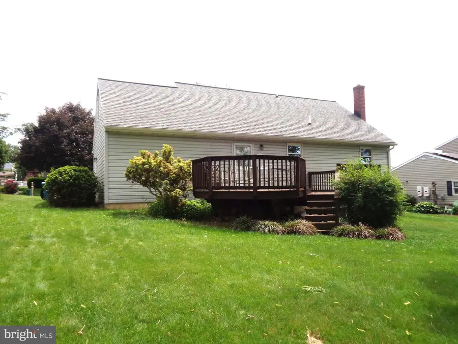 326 Barberry Dr, Lancaster, PA 17601 - #3