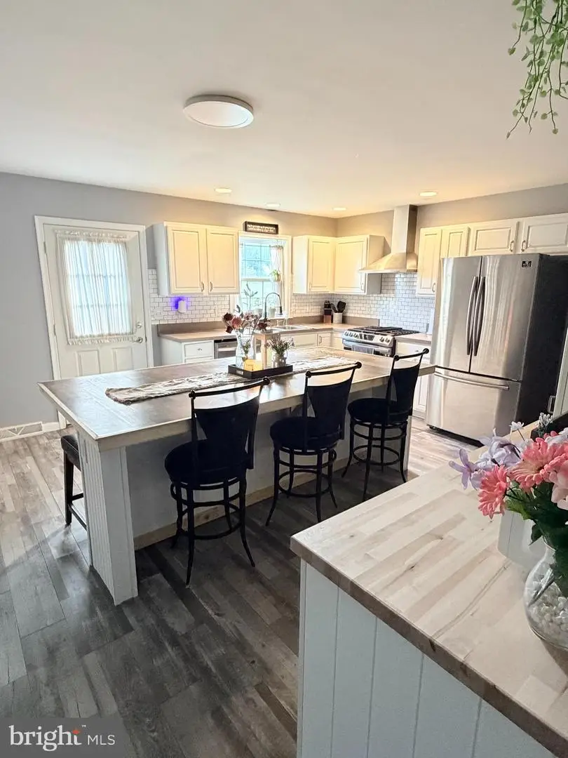 138 N River St, Marietta, PA 17547 - #2