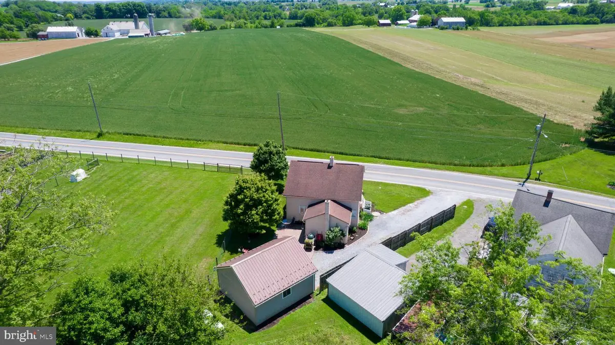 44 S Soudersburg Rd, Ronks, PA 17572 - #1