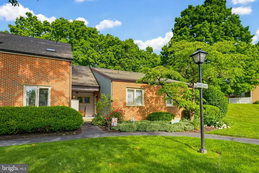 20 Beechtree Ln, Mountville, PA 17554 - #2