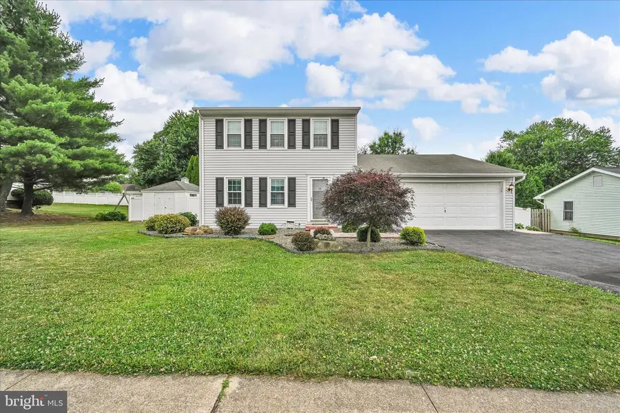 588 Mulberry St, Elizabethtown, PA 17022 - #3