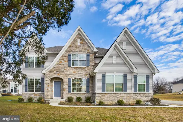 1525 Village Rd, STRASBURG, PA 17579