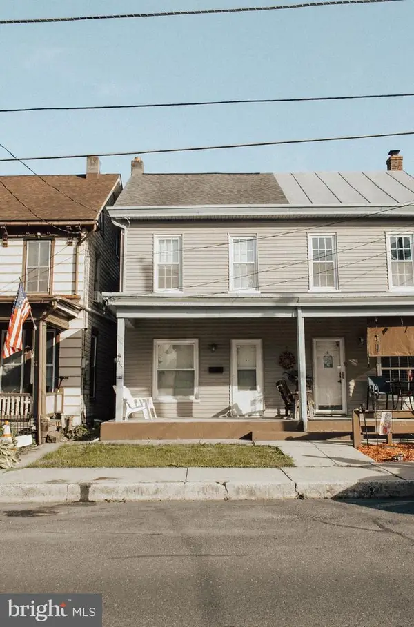 135 Washington Ave, EPHRATA, PA 17522