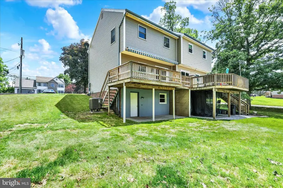 588 Mount Gretna Rd, Elizabethtown, PA 17022 - #2