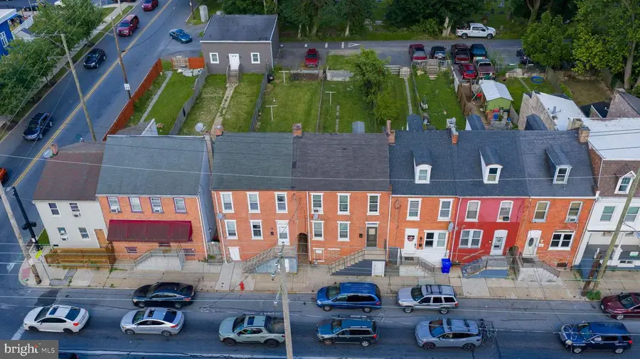631 S Queen St, Lancaster, PA 17603 - #3