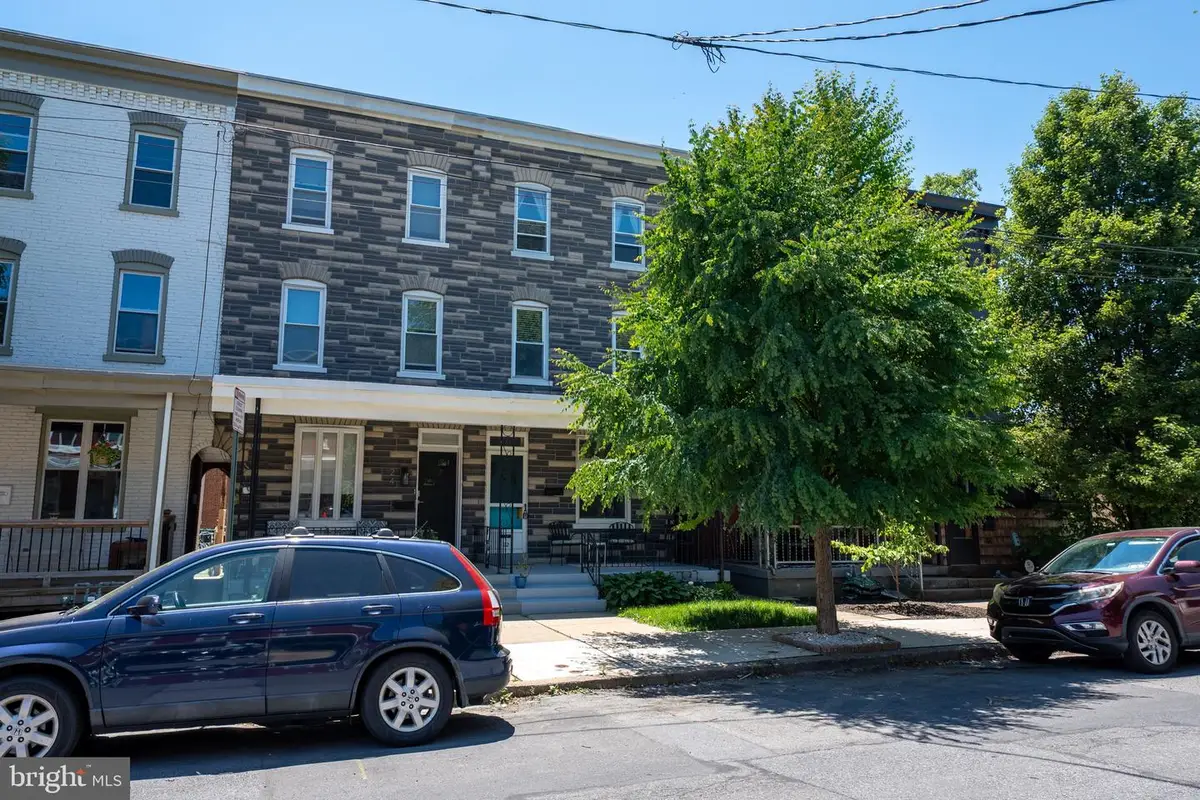 22 E Ross St, Lancaster, PA 17602 - #1