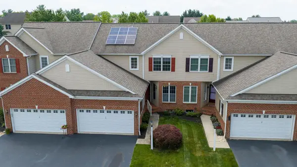 15 Weaver Ave, EPHRATA, PA 17522
