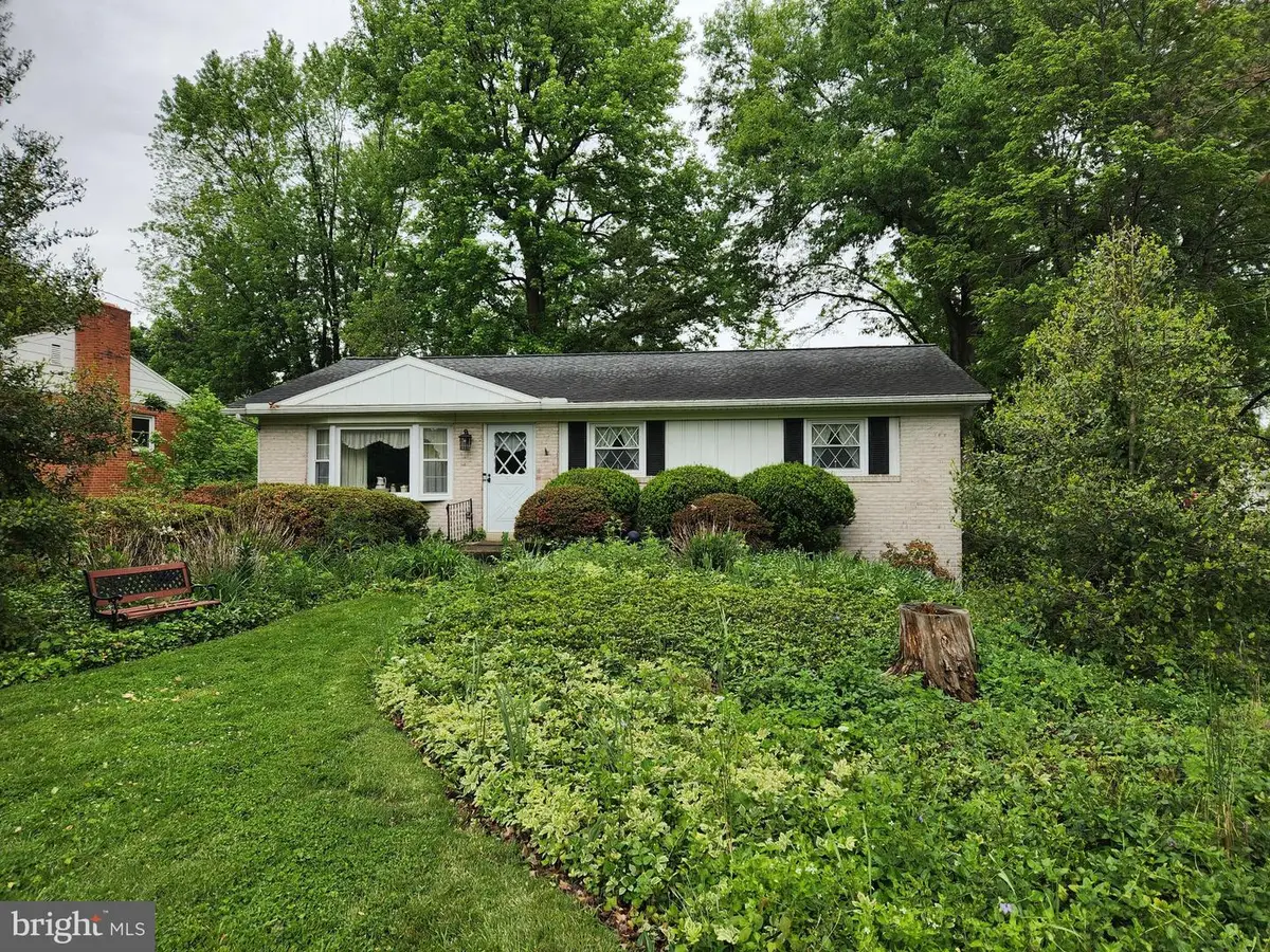 1519 Vista Rd, Lancaster, PA 17601 - #1